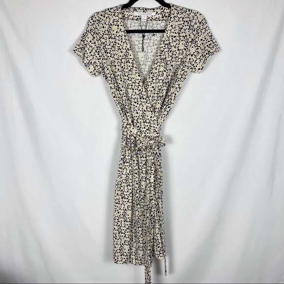 DVF NWOT New Julian Two Wrap Tiny Black Sea Daisies Print Dress - Picture 6 of 15